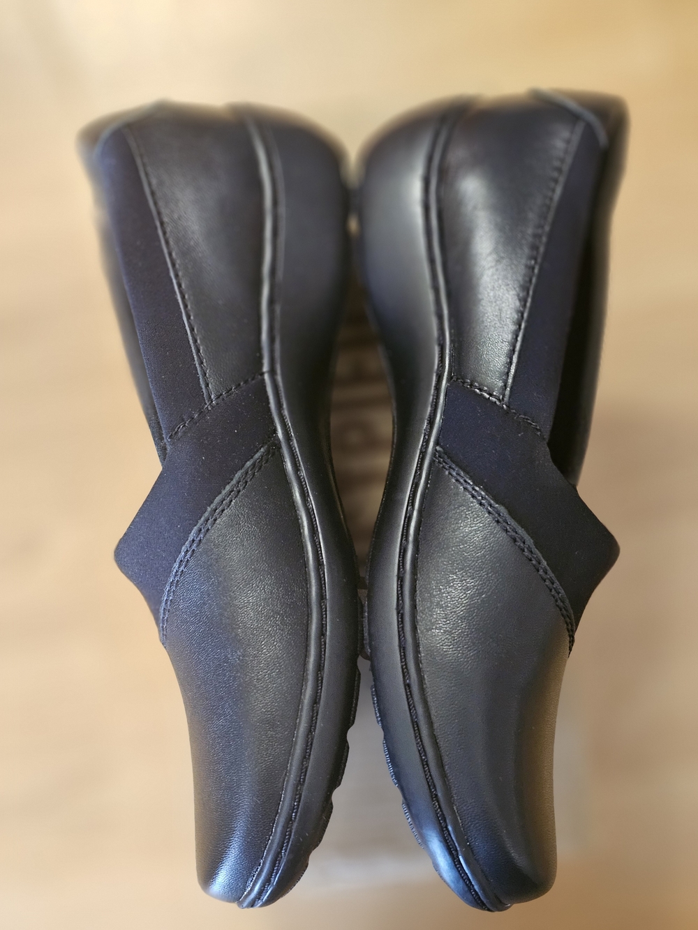 Clarks Cora Charm Round Closed Toe Slip On Ultimate Comfort Black Shoes Wo Sze 8 - Picture 6 of 12